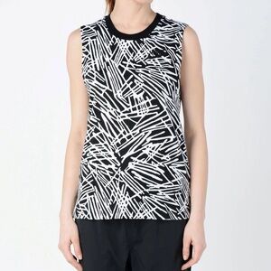 Nike Women’s Printed Knit Tank‎ Top Large